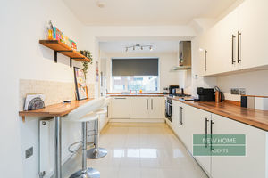 Photo 14- click for photo gallery